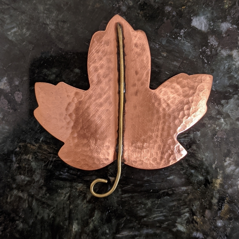 Vtg HMK Brooch